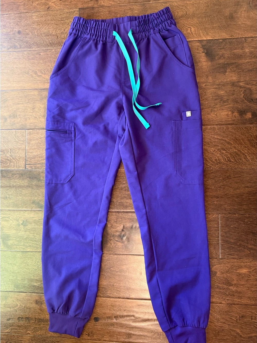 Purple Pulse High Waisted Uman Relaxed - Jogger Scrub Pant
XXS
